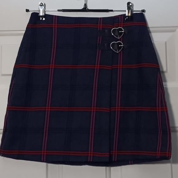Lazy Oaf Getting Plaid mini skirt size 8 - Picture 4 of 7